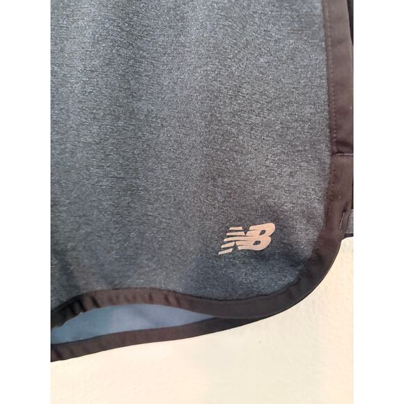 New Balance Athletic Shorts Size Small - Picture 4 of 5